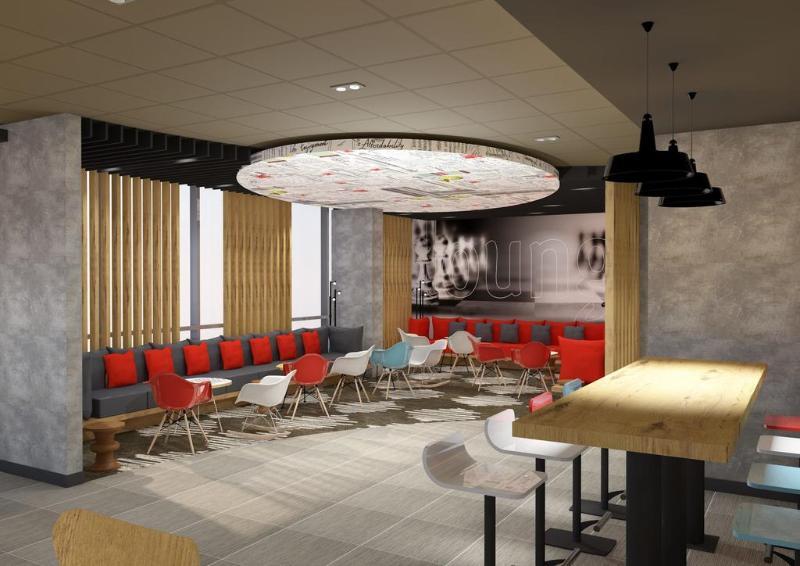 Ibis Railway Station 3*